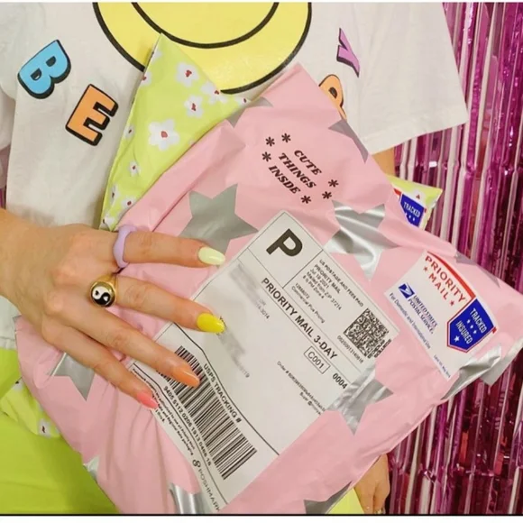 10x13 Silver Stars behind a pink backdrop 10 Mailers Price is Firm - Picture 5 of 8